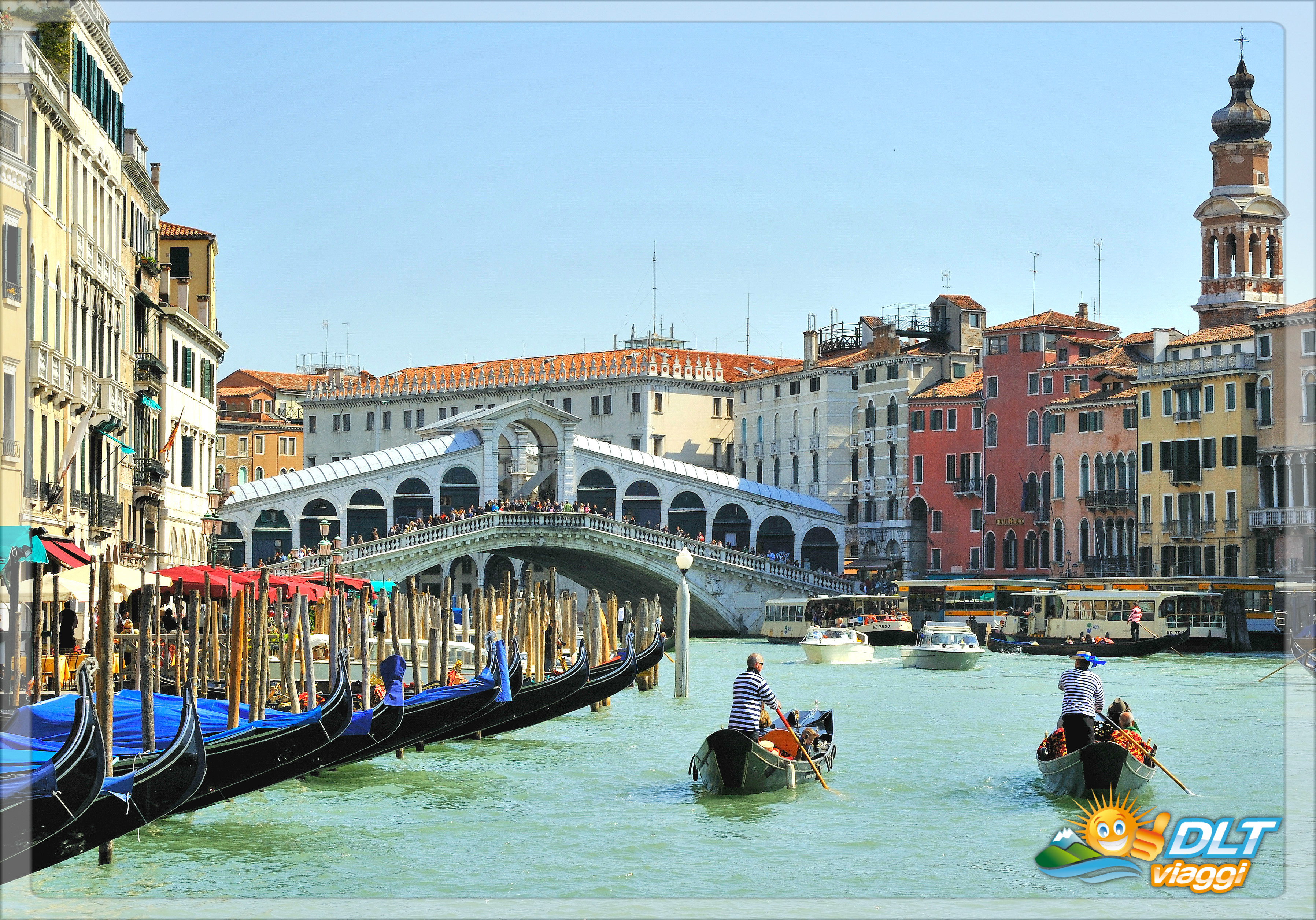 Венеция столица какого государства. Мост Риальто Венеция. Мост Риальто достопримечательности Венеции. Венеция Сан Марко мост реальто. Архитектура Венеции мост Риальто.