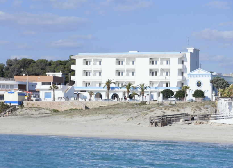 1 HOTEL SUD
