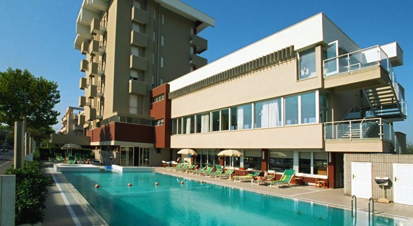 5 HOTEL ASCOT