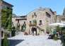 800px Civita_di_Bagnoregio piazza