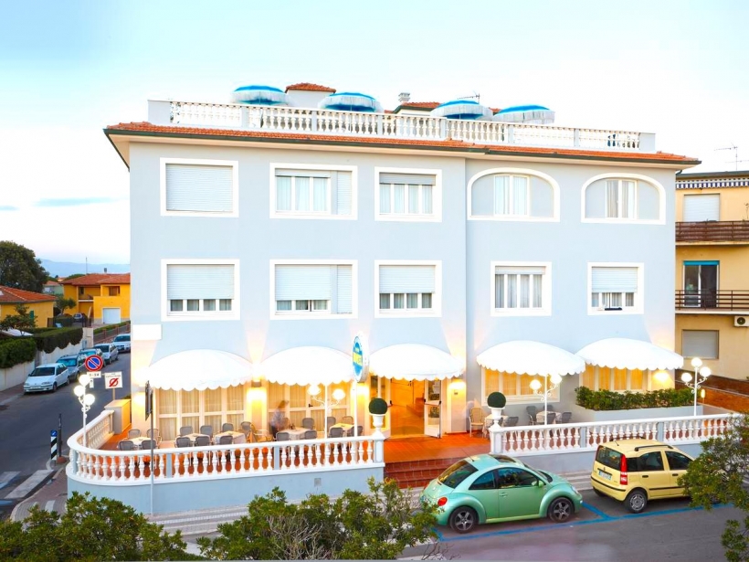 HOTEL IL SETTEBELLO   MARINA DI CECINA 1