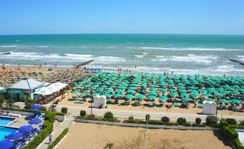1 HOTEL MIRAGE   LIDO DI JESOLO