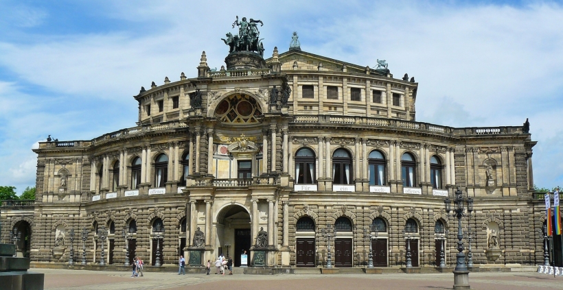 Semperoper cocoparisienne Pixabay Dresden 