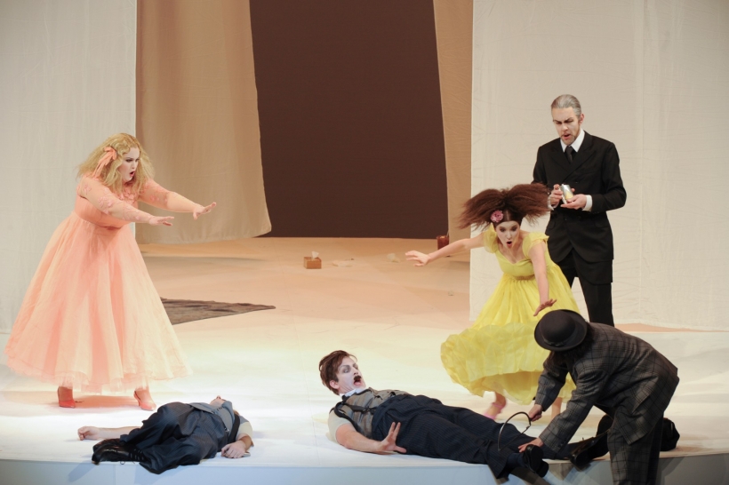 6897 Cosi fan tutte © Matthias Creutziger Dresden Semperoper