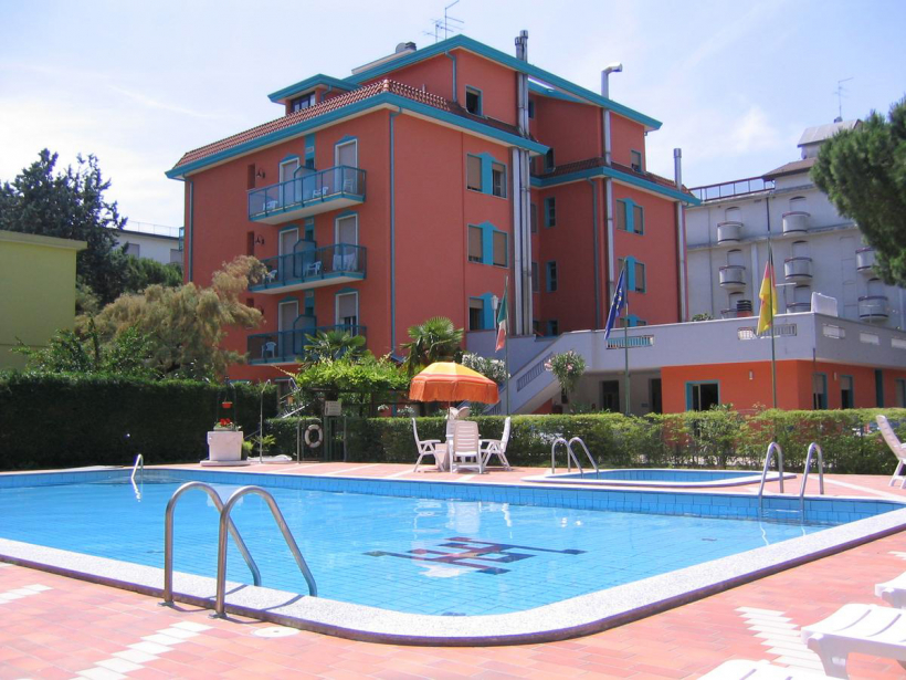 hotel altinate   lido di jesolo 00