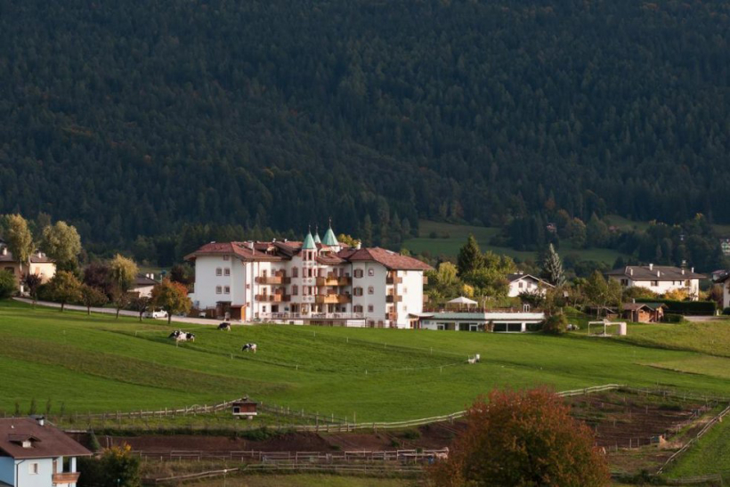 royal hotel paolino   cavareno 00