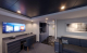 sd1__yc royal suite with whirlpool bath_700x4331