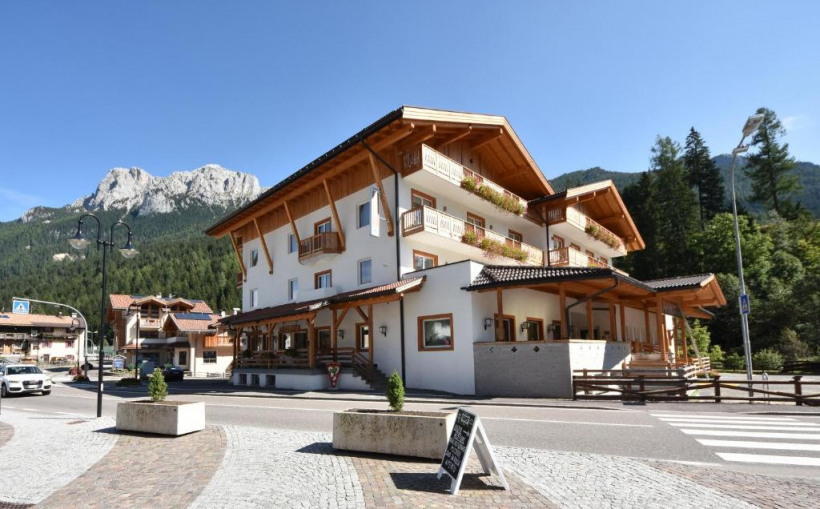 Avisio park hotel   Soraga   02