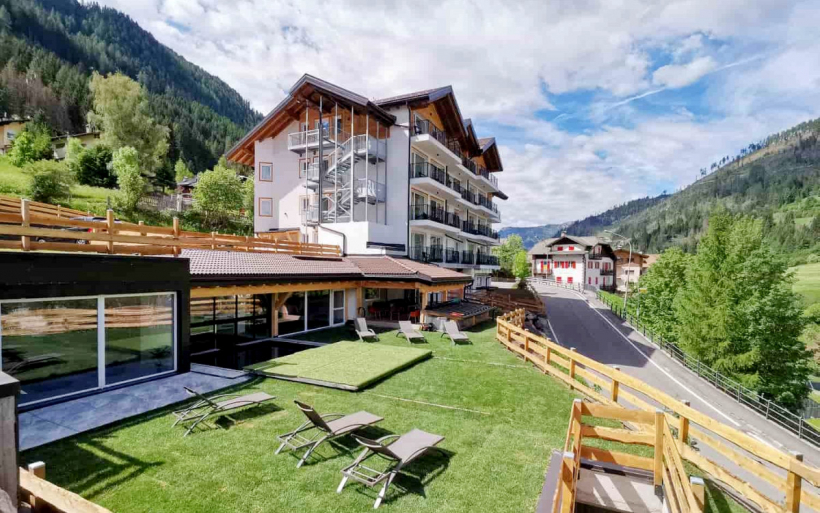 active alm hotel   01