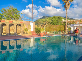 18 HOTEL JUNIOR VILLAGE   FORIO