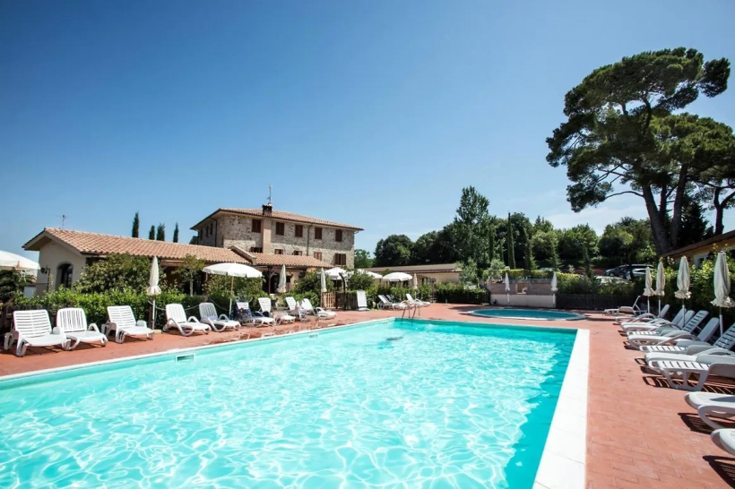1 RESIDENCE LA PIEVE DI POMAIA   SANTA LUCE