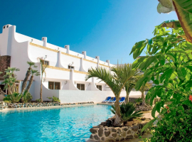 1 Piramides Resort   TENERIFE