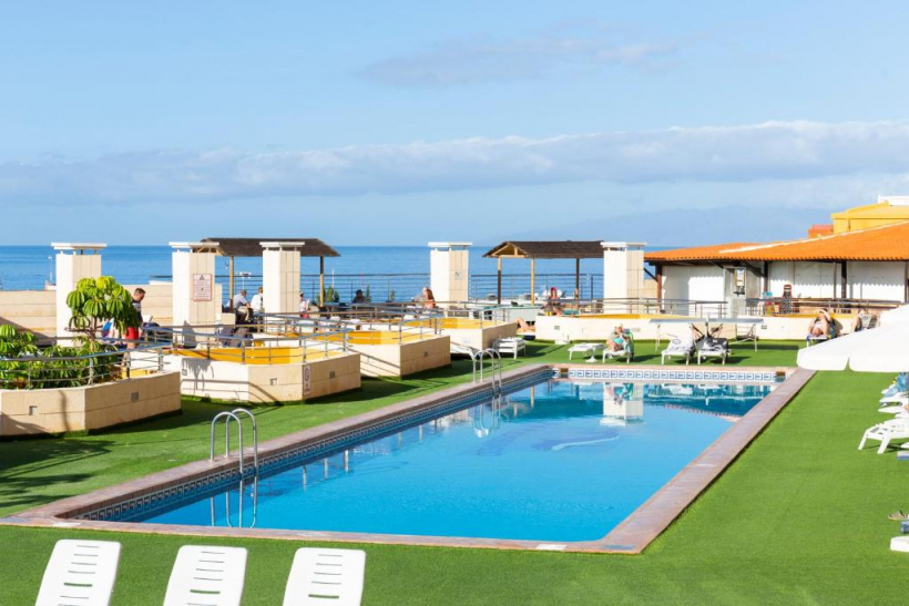 1 Villa de adeje beach hotel   TENERIFE