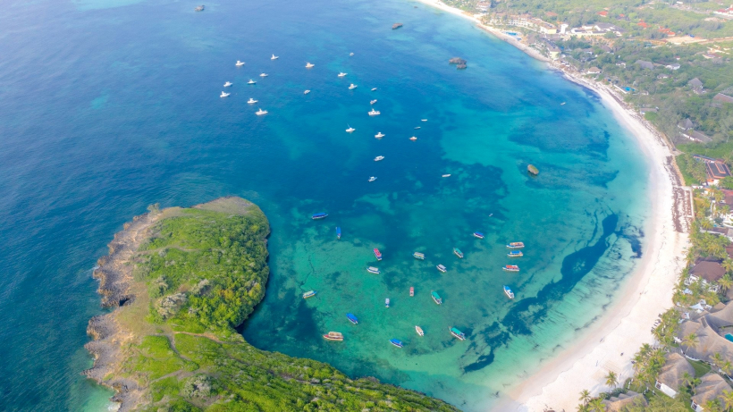 6 turtle bay beach resort   KENYA