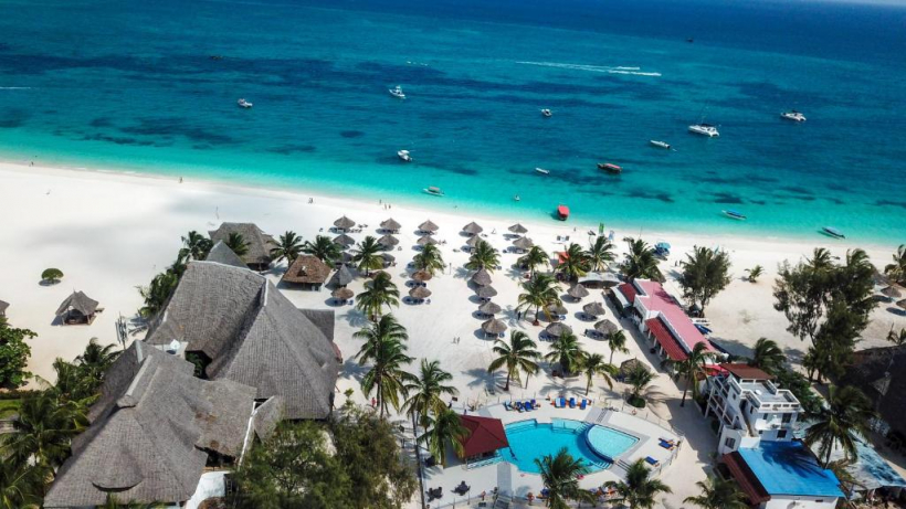 1  Kendwa Rocks Hotel   ZANZIBAR