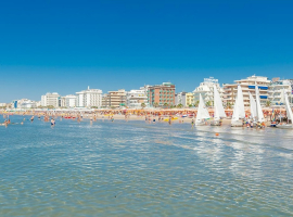 1 HOTEL TREVI   RICCIONE