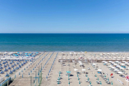 1 HOTEL VITTORIA   RICCIONE