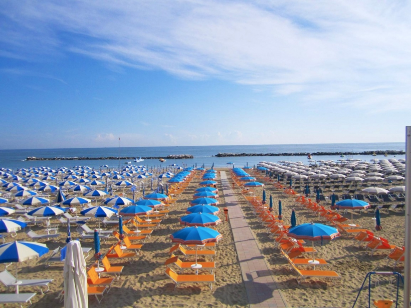 1 HOTEL DES BAINS   CATTOLICA