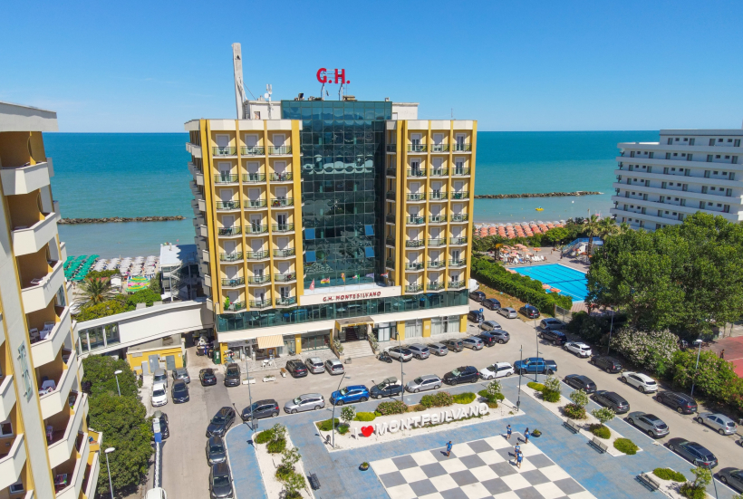 1 GRAND HOTEL MONTESILVANO NUOVE