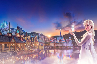 1 FROZEN   DISNEYLAND