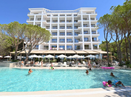 1 Fllad Resort & Spa   GOLEM   ALBANIA