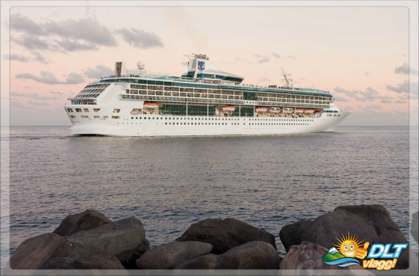 SPLENDOUR OF THE SEAS 4